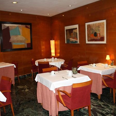 Hotel Pedralbes Barcelona Luaran gambar