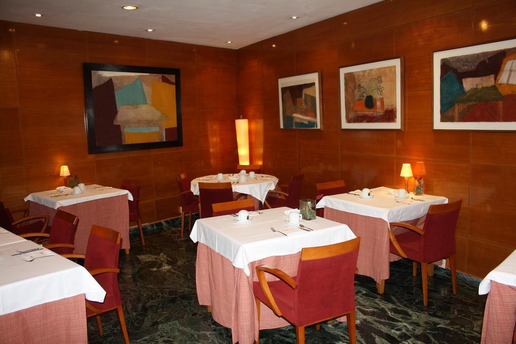 Hotel Pedralbes Barcelona Luaran gambar