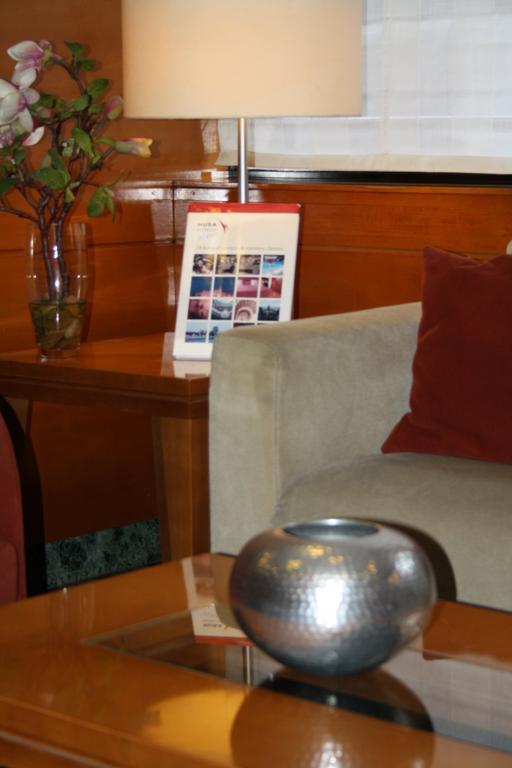 Hotel Pedralbes Barcelona Dalaman gambar